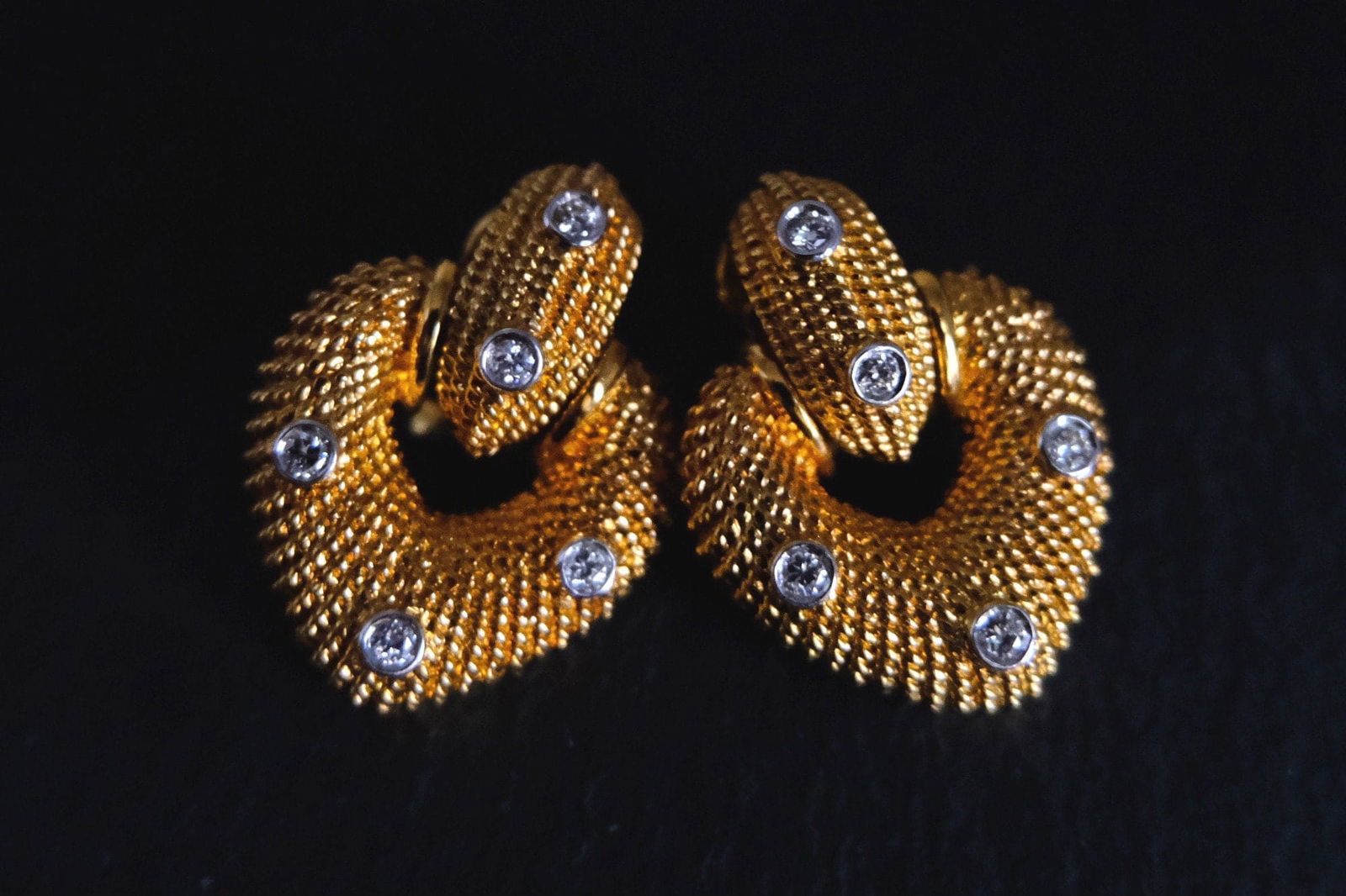 Gem Gardener, chunky heart earrings, 80s vintage earrings gold, big heart stud earrings, vintage gold diamond earrings, vintage gold earrings for sale, vintage jewellery singapore