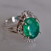 Gem Gardener, art deco emerald ring, emerald ballerina ring, emerald engagement ring singapore, vintage emerald rings for sale, emerald ring singapore, vintage rings singapore