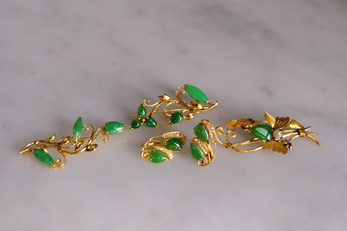 Broche Ancienne Jade Chinois - Oiseau Exotique Sculpté Main, Symbole Porte-bonheur