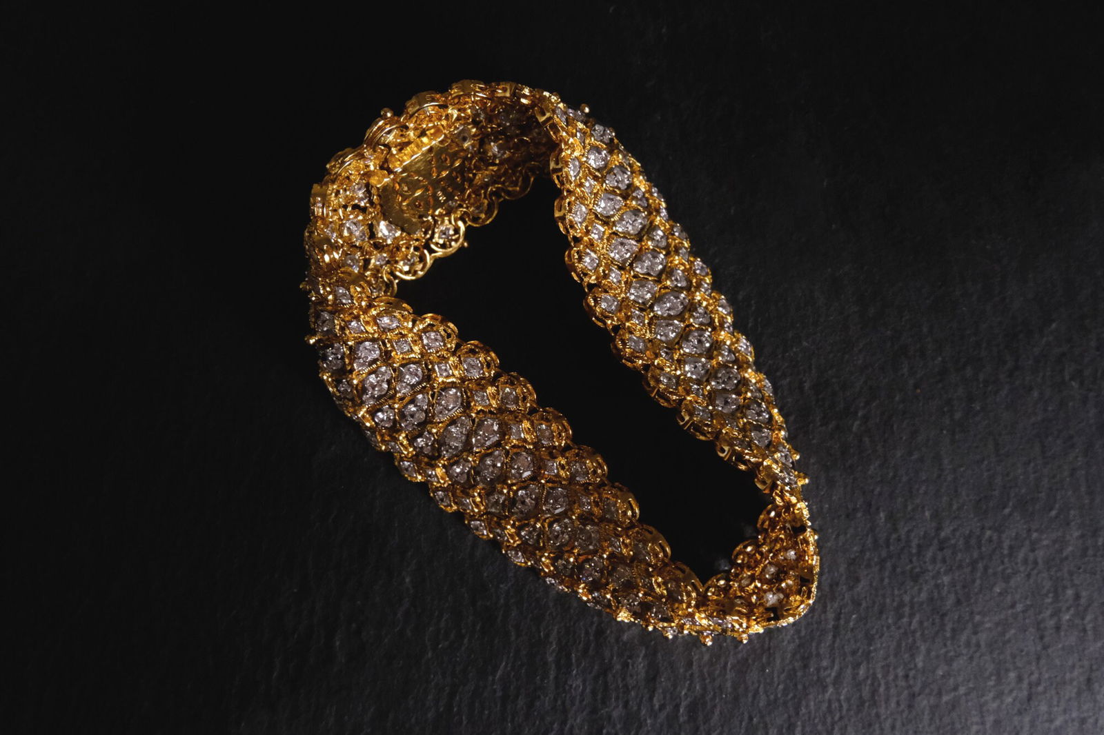 Gem Gardener, lace diamond bracelet, woven gold diamond bracelet, filigree diamond bracelet gold, vintage jewelry singapore, wide diamond bangle bracelet, vintage diamond bracelets