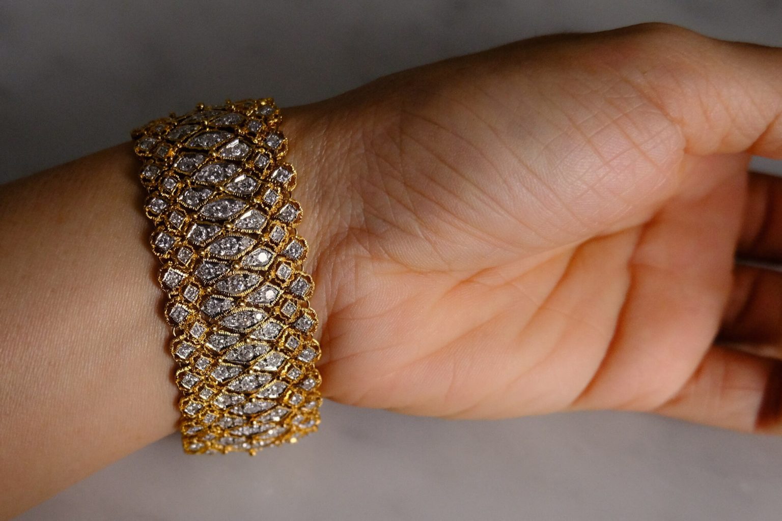 Solid Gold Lace Diamond Bracelet 18k Vintage Gem Gardener