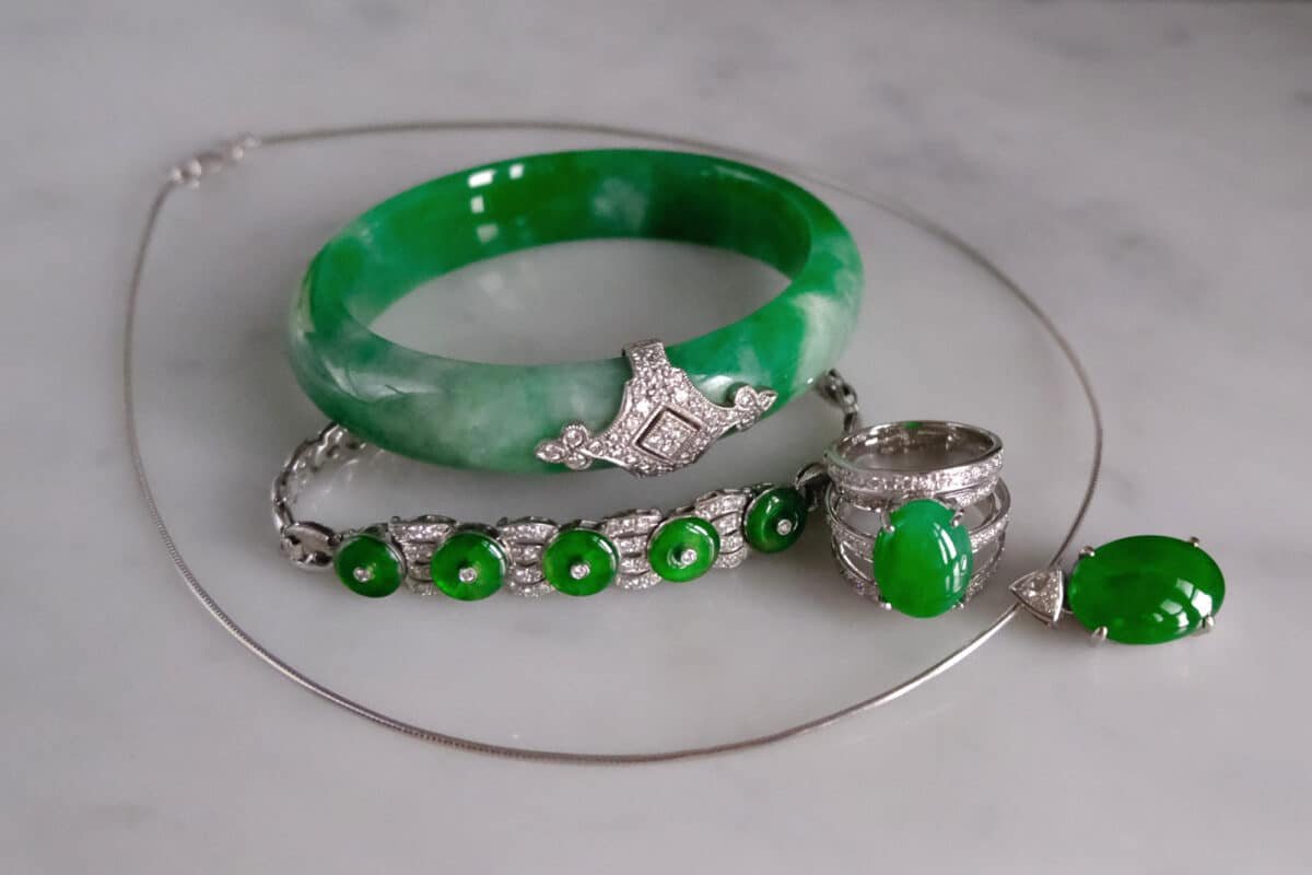 jadeite jade jewelry