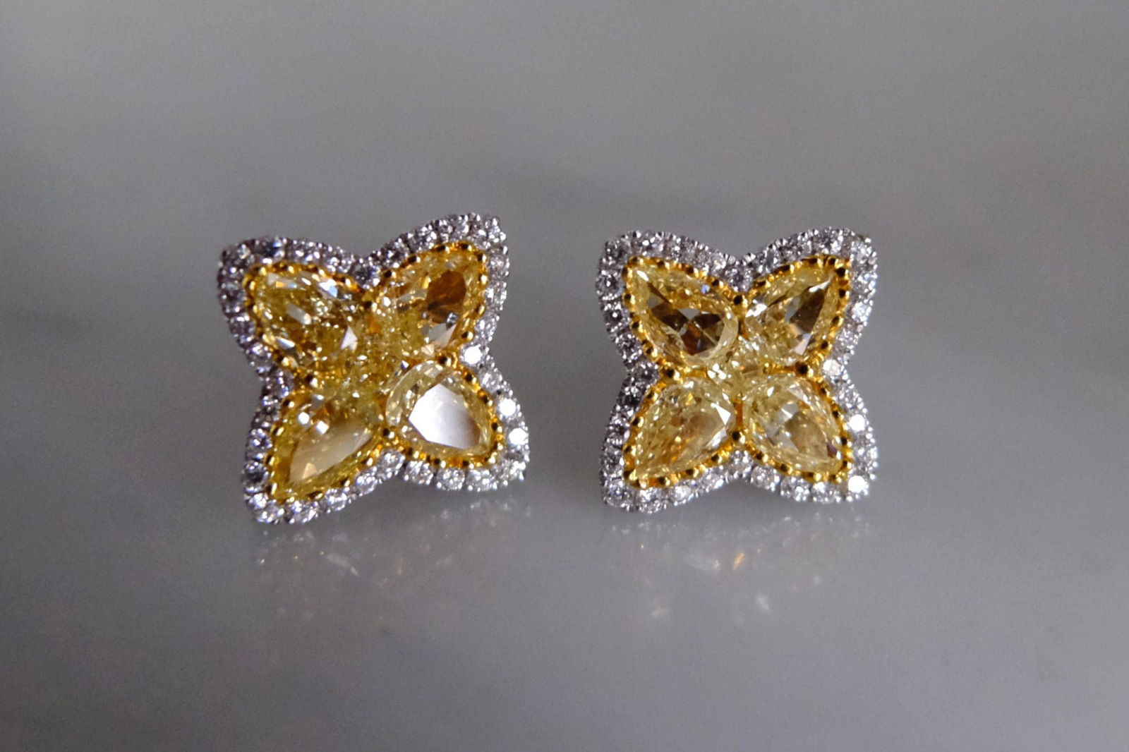 Gem Gardener, yellow diamond clover earrings, fancy yellow diamond stud earrings, diamond cluster clover stud earrings, diamond stud earrings singapore, clover shaped diamond earrings, fancy yellow diamond studs