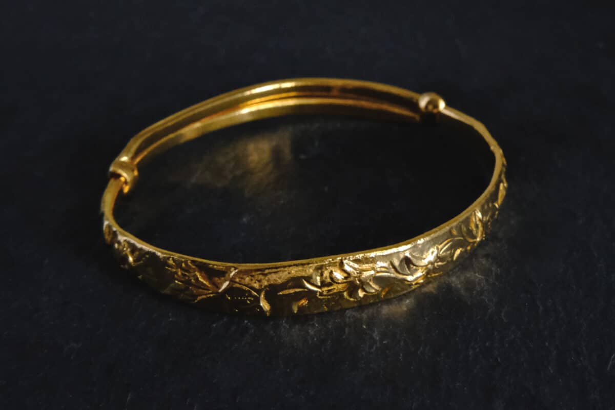 24k antique gold, Gem Gardener, Antique Gold Chinese Jewelry, antique gold bangles for sale, chinese 24k gold bangle, antique peranakan jewellery