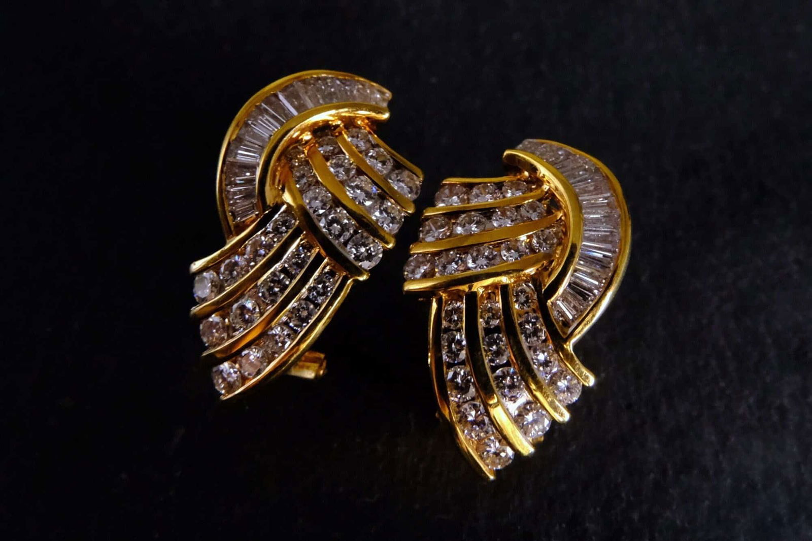 Gem Gardener, art deco diamond earrings, vintage diamond cluster earrings, baguette diamond earrings gold, diamond earrings singapore, art deco style stud earrings, buy art deco style earrings