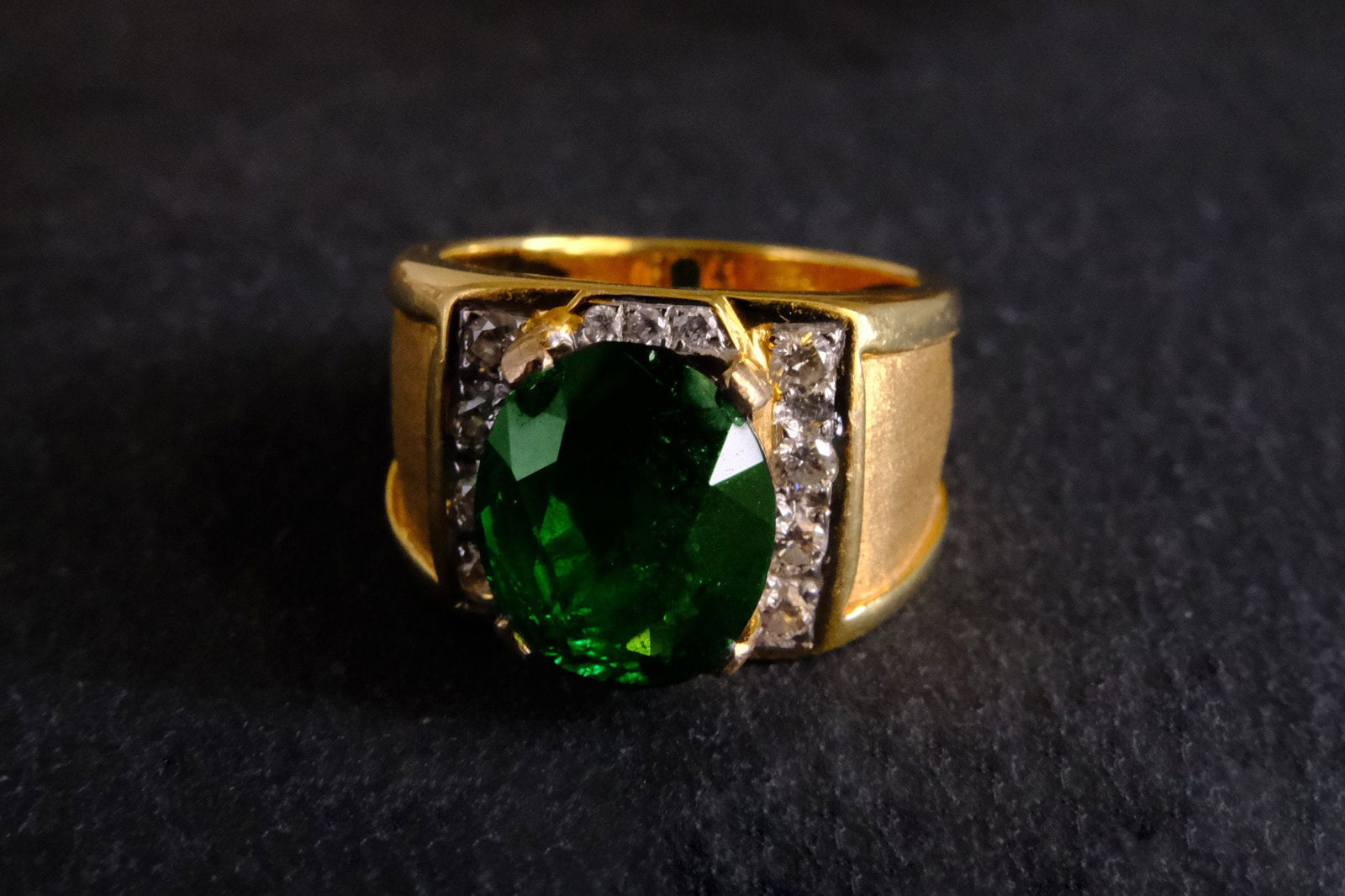 Gem Gardener, tsavorite garnet mens ring, tsavorite mens ring, mens vintage rings for sale, green garnet mens ring, mens ring singapore