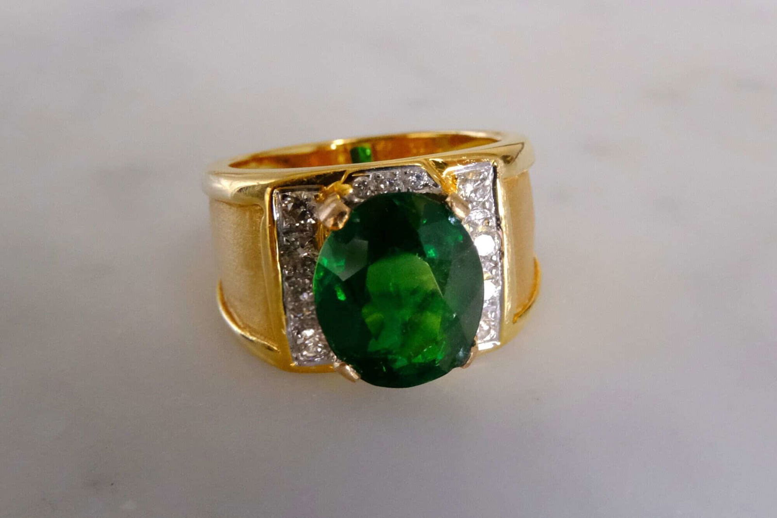 Gem Gardener, tsavorite garnet mens ring, tsavorite mens ring, mens vintage rings for sale, green garnet mens ring, mens ring singapore