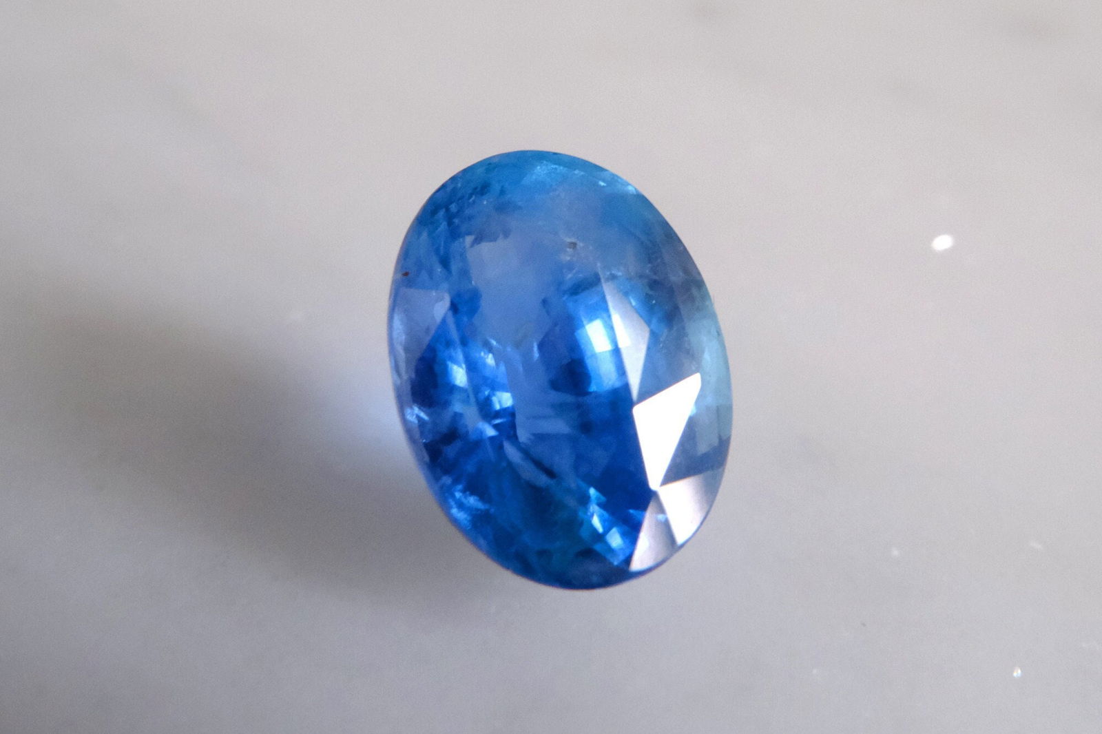 Gem Gardener, Unheated Burmese Blue Sapphire, 15ct blue sapphire, burma blue sapphire stone, blue sapphire stone singapore, buy natural blue sapphire