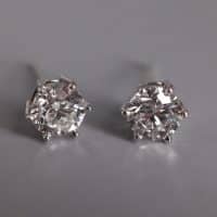 GIA 1 carat Each Diamond Stud Earrings E/VS