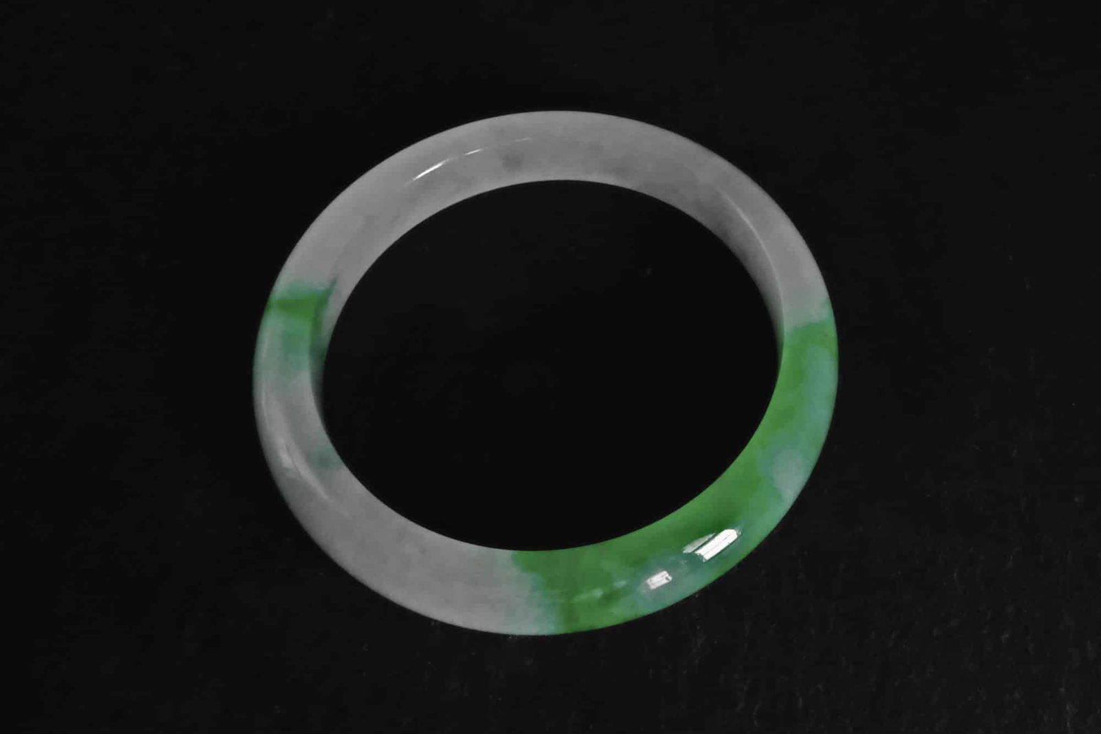 High Quality Jade Bangle, auction jade bangle, icy green jade bangle, sotheby's jadeite bangle, translucent green jadeite bangle, jade bangle singapore, Gem Gardener
