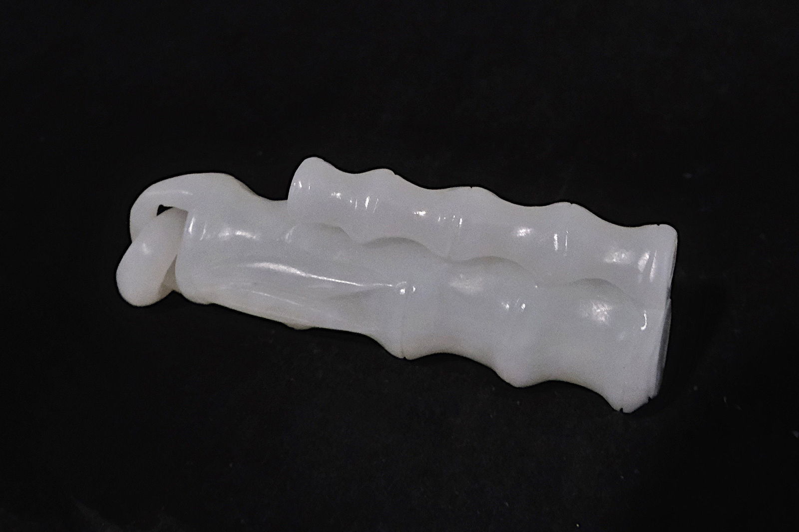 White Jade Pendant Carving, nephrite jade jewelry for sale, nephrite jade pendants for sale, Gem Gardener, natural white nephrite jade, nephrite jade singapore