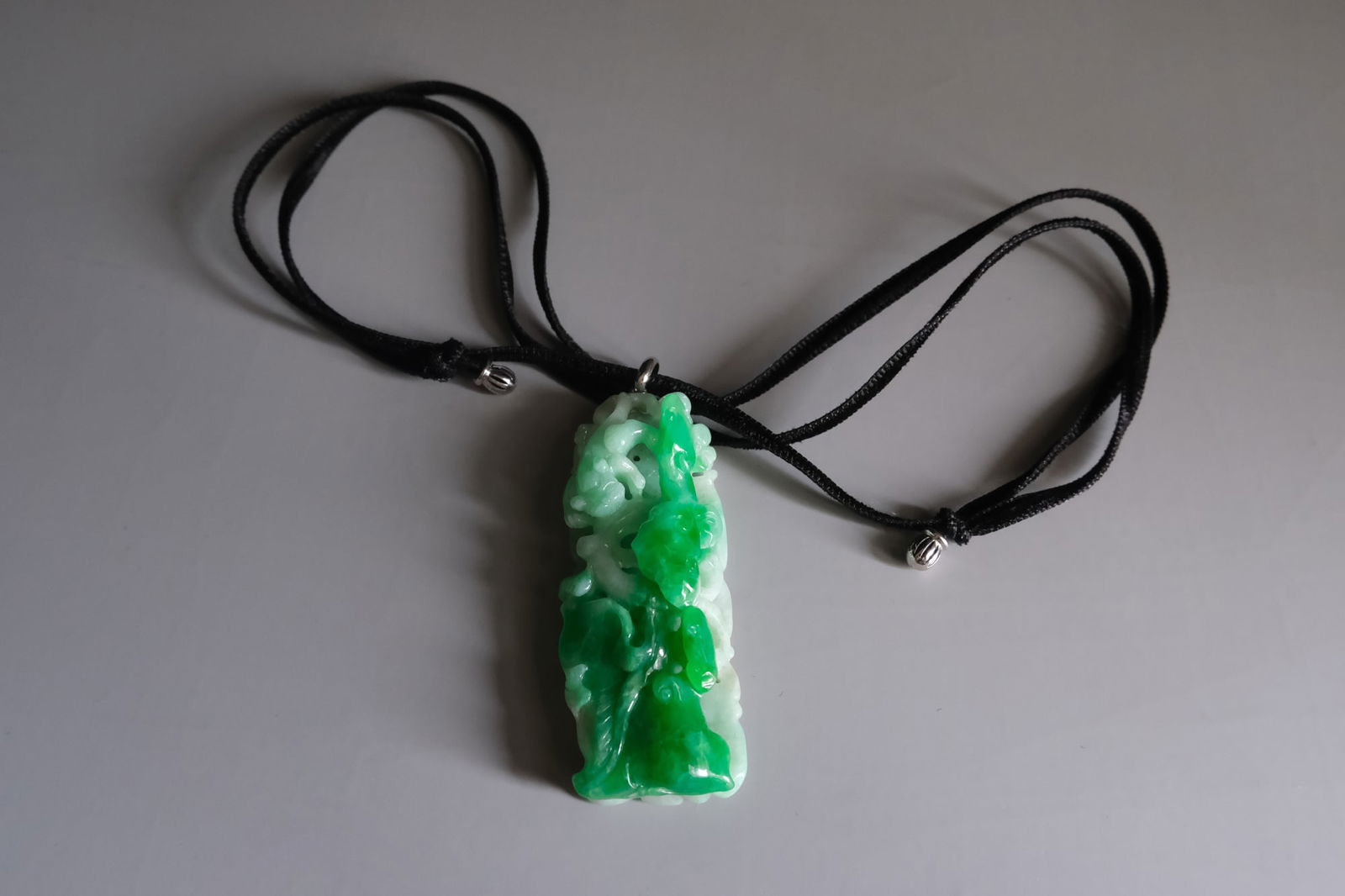 jade chilong, chilong pendant, green jade jadeite pendant, green jadeite carved pendant, vintage carved jade pendant, high quality jade, jade carving singapore, jade pendant singapore, Gem Gardener