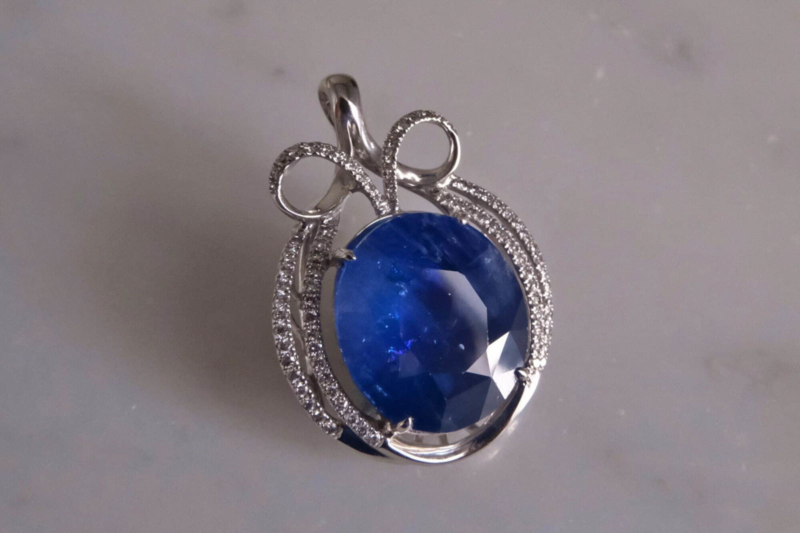 Large Blue Sapphire Pendant, intense blue sapphire, cornflower blue sapphire pendant, blue sapphire singapore, big sapphire pendant, Gem Gardener