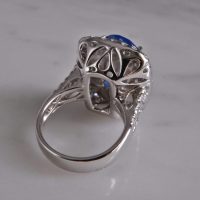 large sapphire diamond ring, big blue sapphire ring, buy large sapphire ring, blue sapphire ring singapore, natural unheated blue sapphire, Gem Gardener
