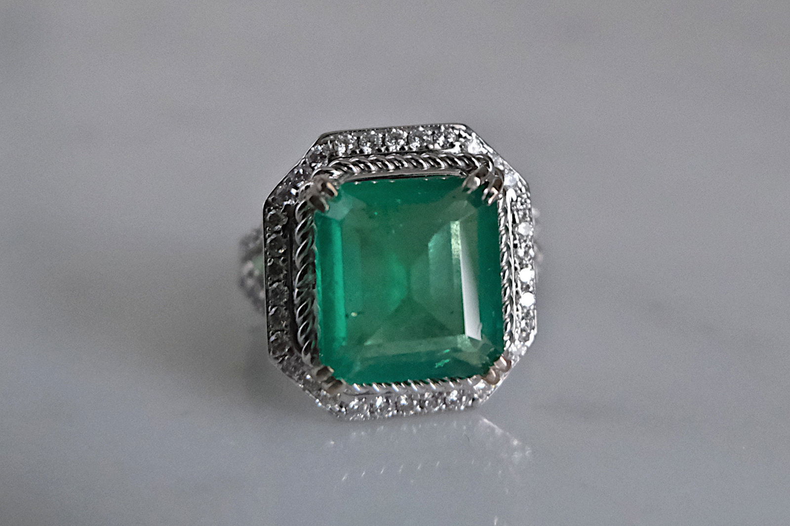 natural emerald stone ring, no oil emerald, 6ct emerald ring, emerald engagement ring singapore, emerald ring singapore, Gem Gardener
