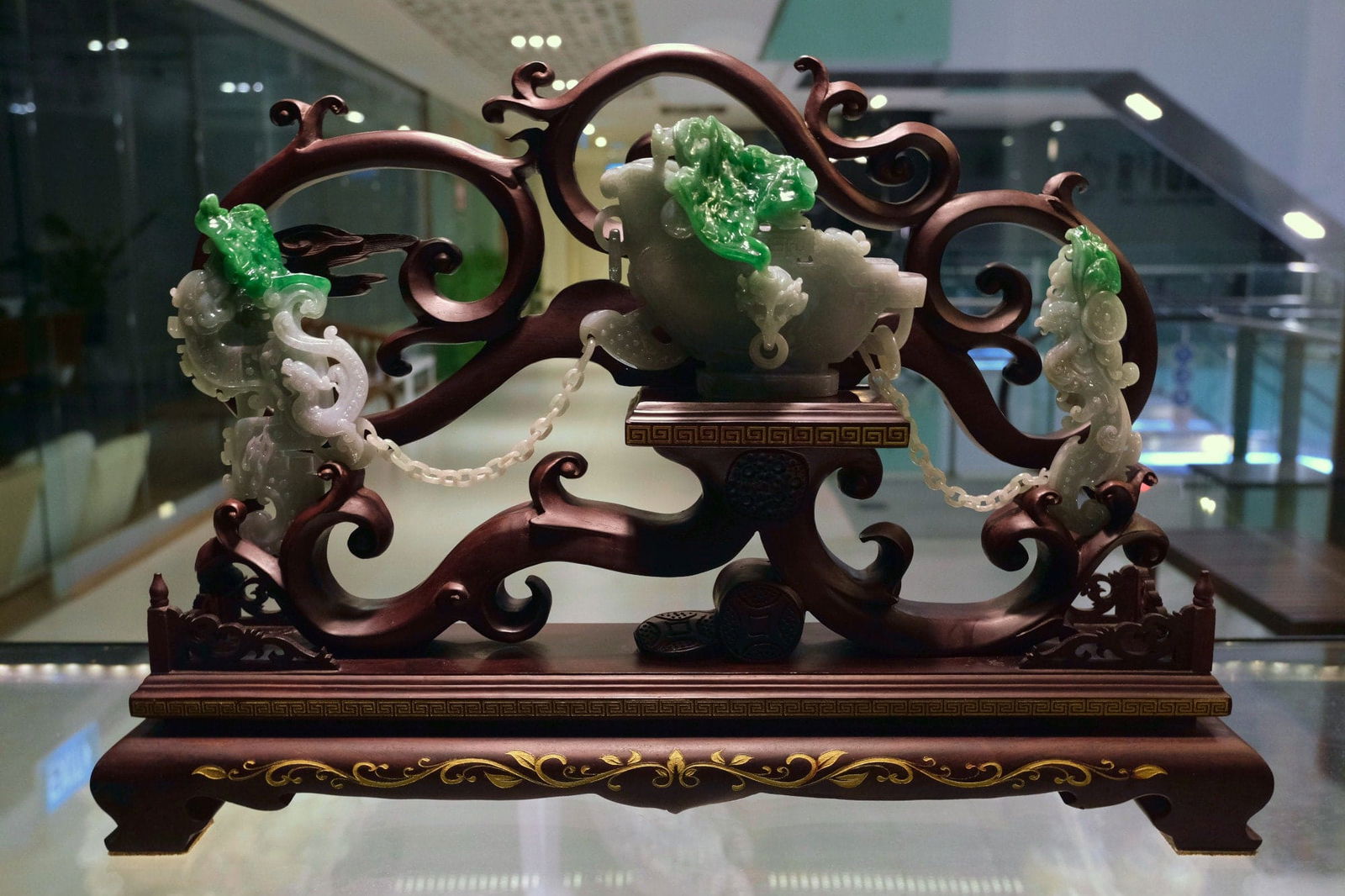 Jadeite Jade Ornaments, jade carved ornament, dragon phoenix wedding, jade dragon phoenix, chinese wedding gift ideas, ornament chinese wedding, jadeite jade carvings, vintage jade carvings, antique chinese carvings, Gem Gardener