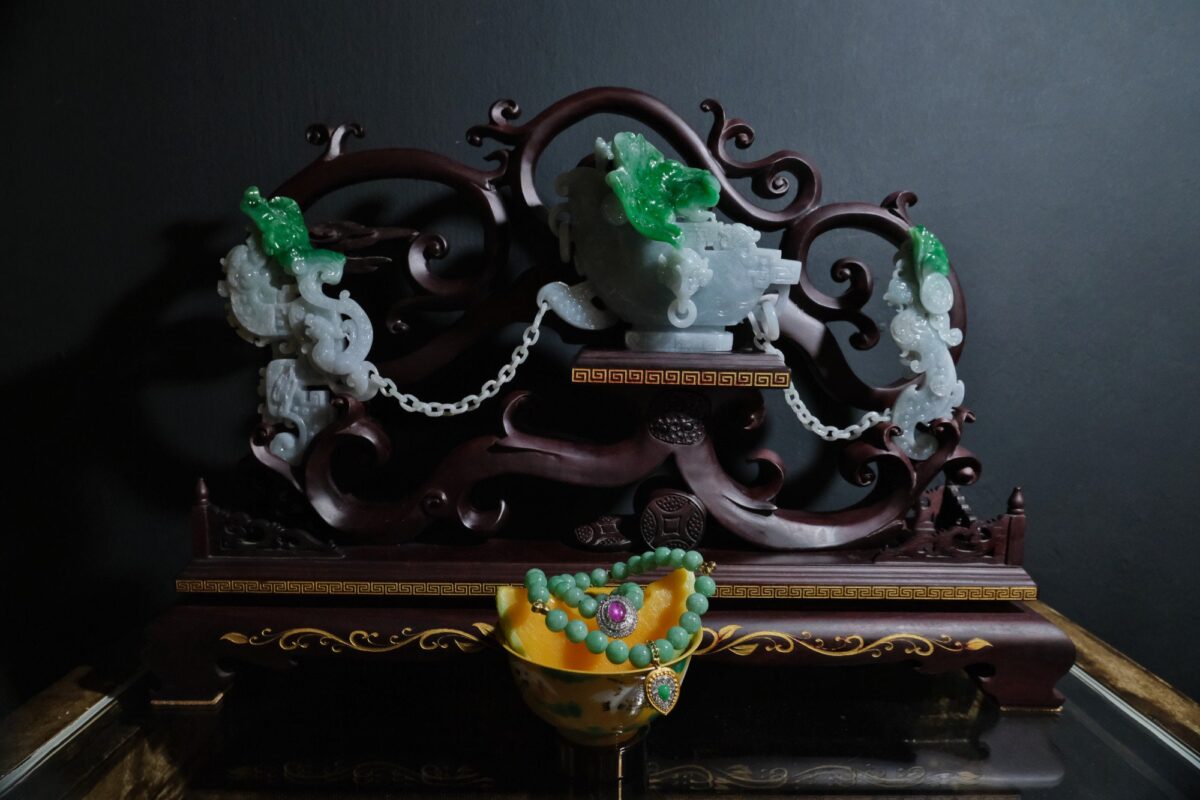 Jadeite Jade Ornaments, jade carved ornament, dragon phoenix wedding, jade dragon phoenix, chinese wedding gift ideas, ornament chinese wedding, jadeite jade carvings, vintage jade carvings, antique chinese carvings, Gem Gardener