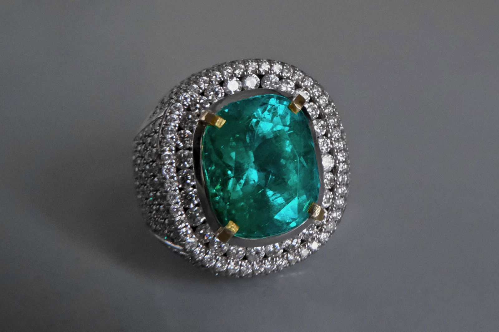 Big Emerald Mens Ring, big colombian emerald ring, emerald intense green, big emerald stone gold ring, large emerald ring buy, large emerald diamond ring for sale, Gem Gardener