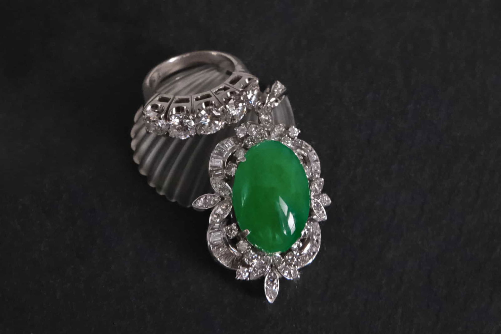 Vintage Jade Pendant for sale, antique jade pendant, vintage jade jewelry, antique chinese jade jewelry for sale, jade pendant singapore, fine jade jewelry hong kong, Gem Gardener