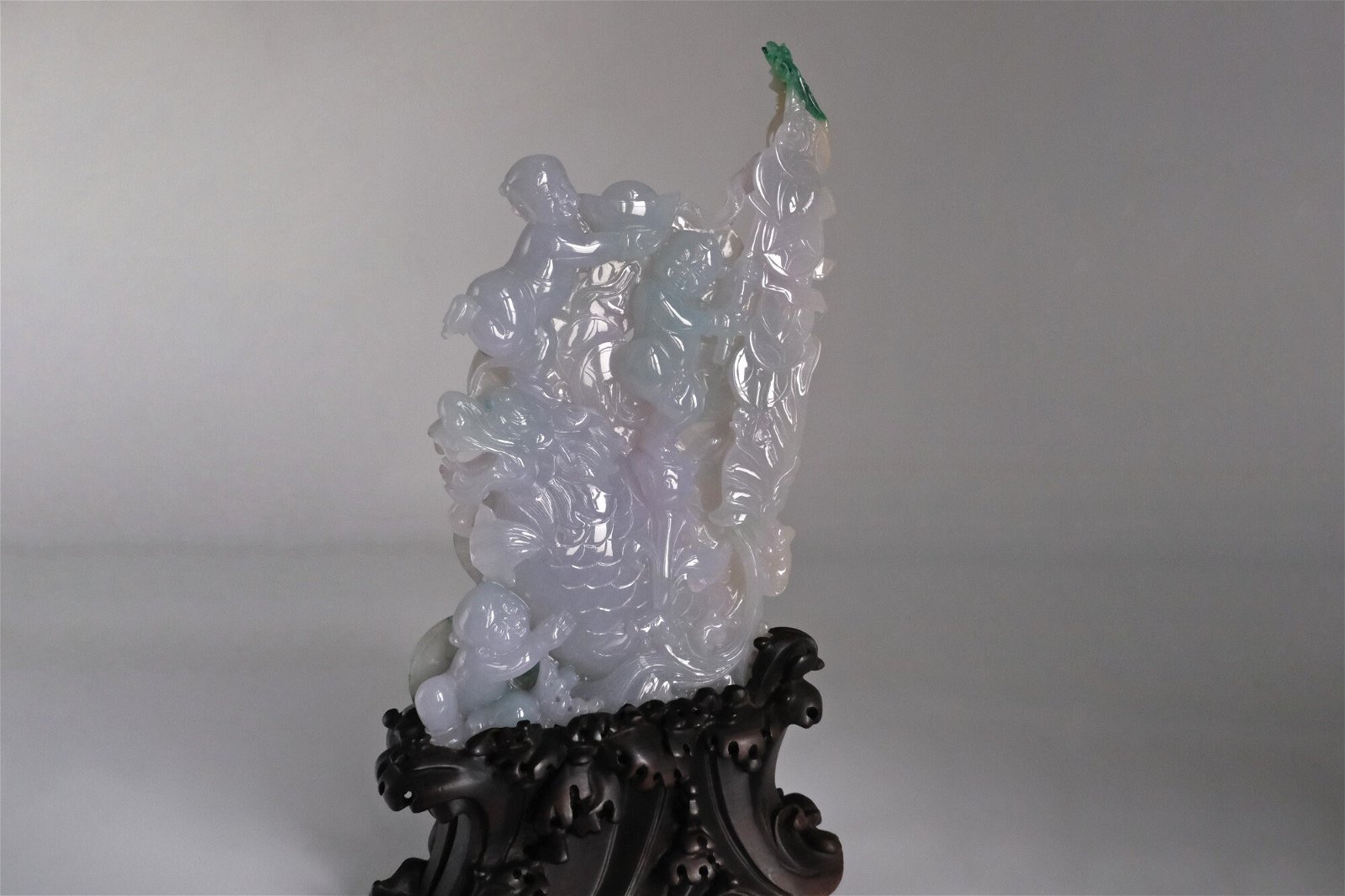 lavender jade carving, lavender jadeite jade, chinese jade auction, jade carvings value, auspicious carvings, antique jade carvings for sale, antique chinese carvings, Gem Gardener