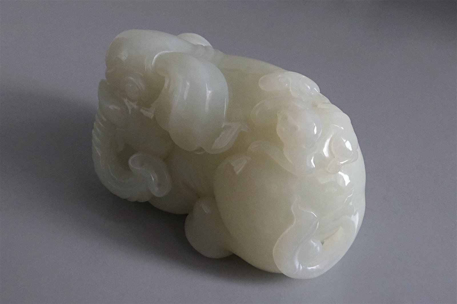 nephrite jade elephant, Jade Elephant Carving, jade elephant figurine, jade elephant feng shui, nephrite jade elephant, nephrite jade carvings, vintage jade carvings, Gem Gardener