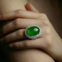 Imperial Green Jadeite Ring, imperial green jade price, imperial green jade ring for sale, jade ring singapore, fine jadeite jewelry, jadeite ring auction, Gem Gardener