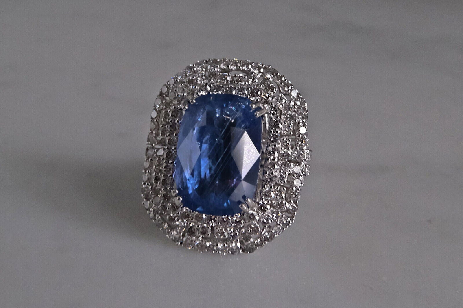 Burmese Blue Sapphire Ring, unheated burma sapphire, blue sapphire ring singapore, blue sapphire big size, big blue sapphire ring