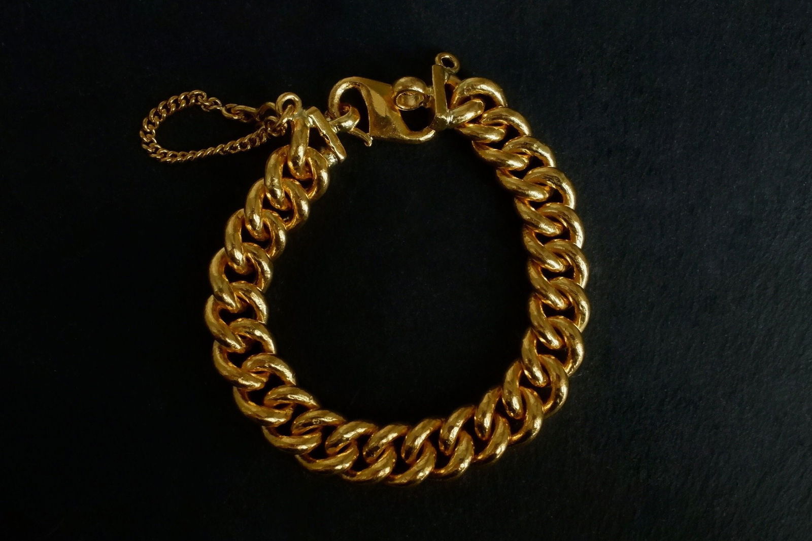 24k solid gold bracelet mens, heavy solid gold bracelet, antique gold jewellery singapore, vintage gold bracelet mens, 24k gold bracelet singapore, 24k gold bracelet mens, Gem Gardener