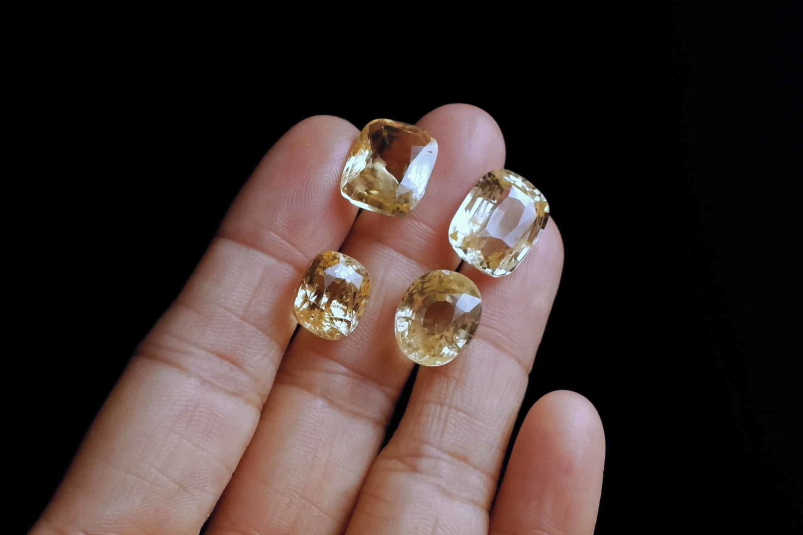 unheated yellow sapphire, vedic yellow sapphire, unheated untreated natural ceylon yellow sapphire, buy yellow sapphire stone, yellow sapphire singapore, Gem Gardener