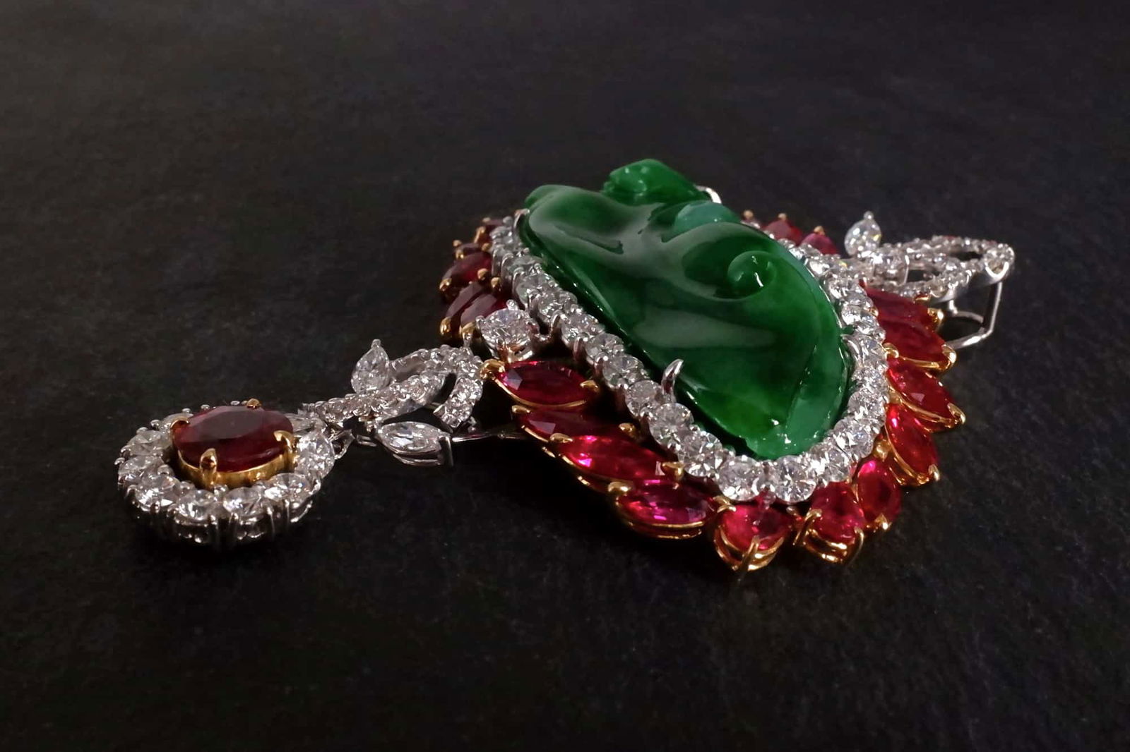 imperial green jade pendant, imperial jade necklace, haute couture jade, high end jade jewelry, jade pendant singapore, high quality jade pendant, statement pendant necklace jade, Gem Gardener
