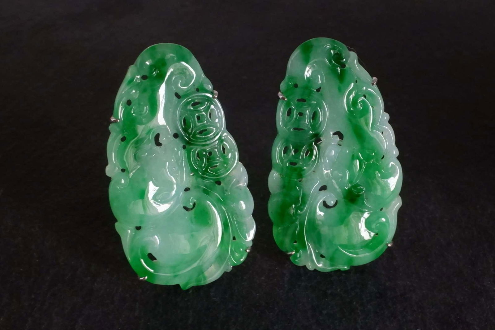 carved jade earrings, vintage carved jade earrings, qing jade carving, chinese jade carvings, art nouveau earrings for sale, carved jadeite jade earrings, jadeite earrings singapore, jade jewelry singapore, Gem Gardener