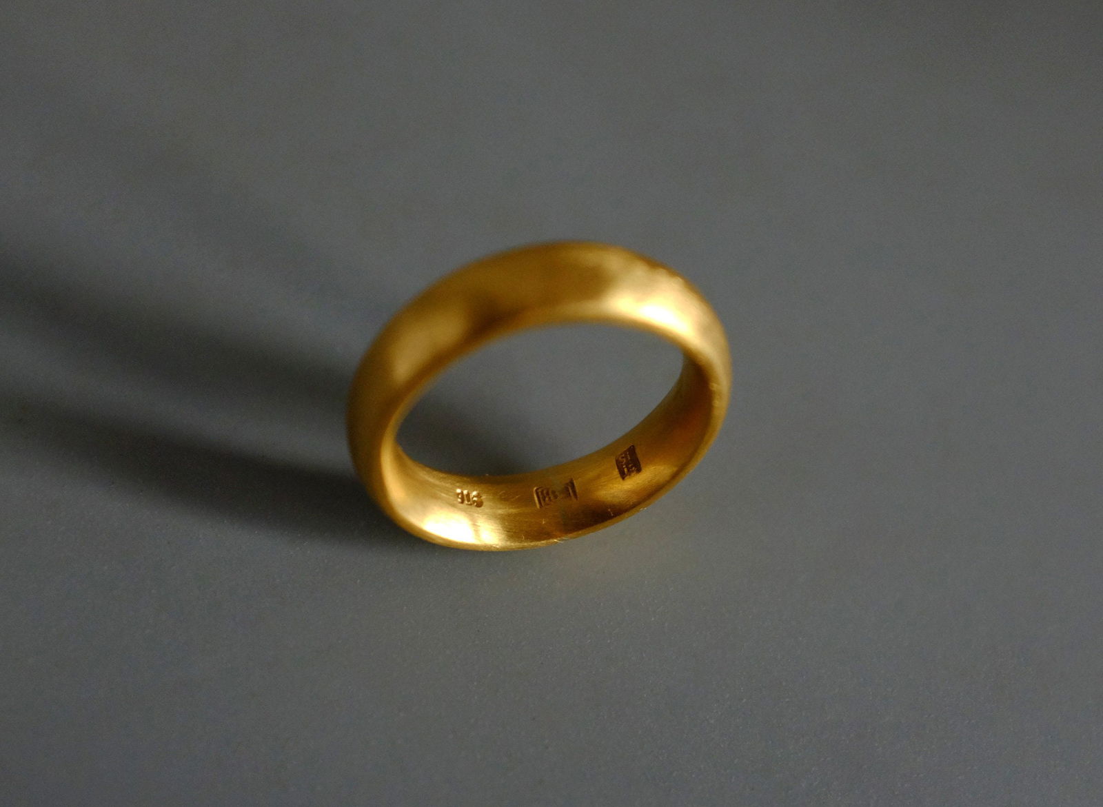 Roman Gold Band Ring, viking jewelry gold ring, viking gold ring for sale, roman style gold ring, heavy gold ring mens, 24k solid gold ring mens, 24k solid gold wedding band, solid gold wedding band womens, solid gold wedding band mens, Gem Gardener