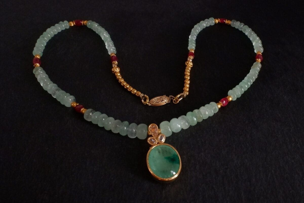 Emerald Bead Necklace, emerald cabochon pendant, emerald cabochon beads necklace, emerald pendant singapore, emerald beads necklace gold, Gem Gardener