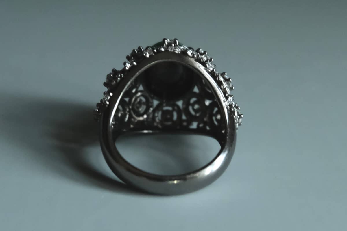 玻璃种翡翠 Glassy Jadeite Jade Ring 18k Black GEM GARDENER