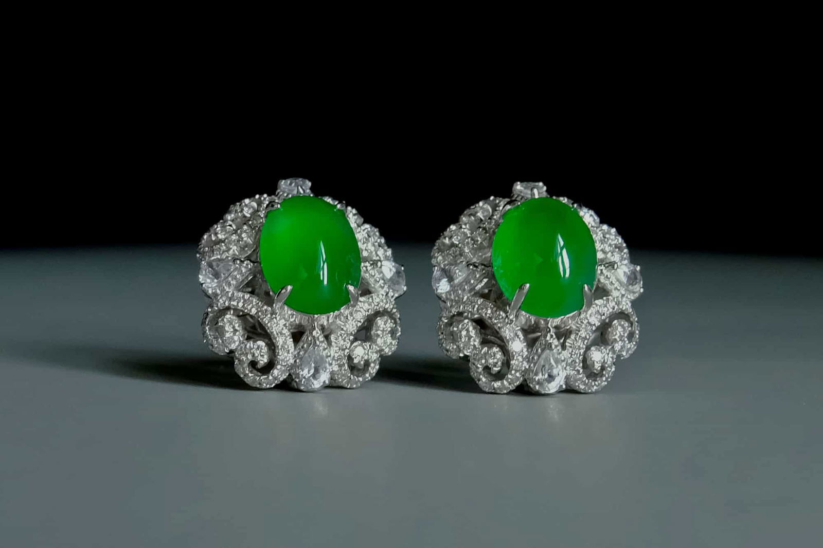 玻璃种翡翠, jadeite transparent, jadeite jade earrings, jadeite earrings studs, jade diamond stud earrings, jade earrings singapore, fine jade jewelry hong kong, jade jewellery singapore, Gem Gardener