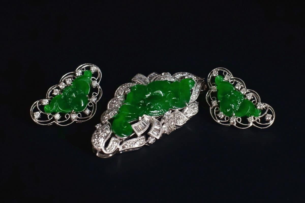 Old Mine Jadeite, 老坑, 老坑翡翠, jade and diamond brooch, art deco jade brooch, art deco jade jewelry, high end jade jewelry, jade brooch jewelry, fine jade jewelry hong kong, jade jewellery singapore, Gem Gardener