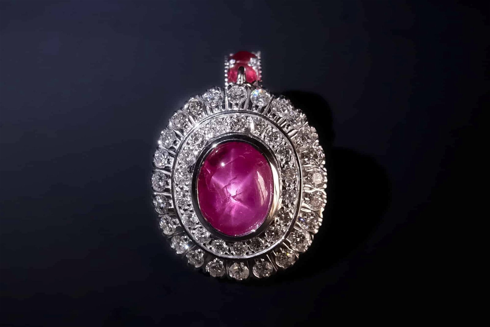 antique ruby pendant, ruby cabochon pendant, vintage ruby pendant, red ruby pendant, natural ruby pendant gold, ruby pendant singapore, unheated ruby, Gem Gardener