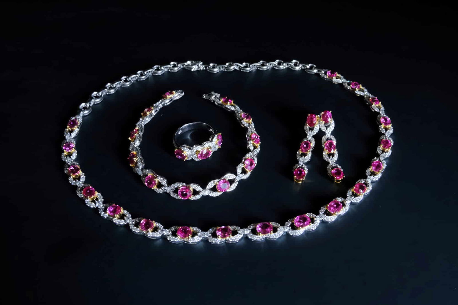 pink sapphire jewellery set, pink sapphire wedding set, pink sapphire necklace white gold, jewellery set singapore, buy jewellery set gold, pink sapphire singapore, bridal jewellery set singapore, pink sapphire necklace set, Gem Gardener