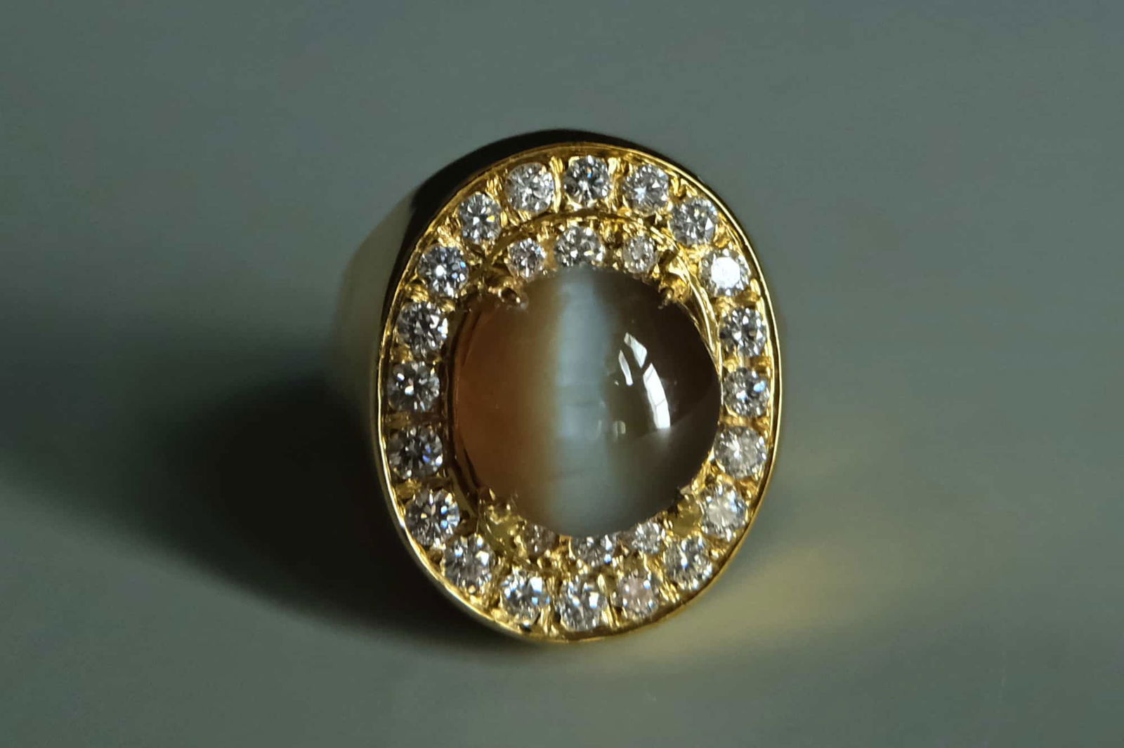 mens vintage cats eye ring, cats eye mens ring for sale, vintage rings for men, mens ring singapore, cat eye stone mens ring, cat's eye ring singapore