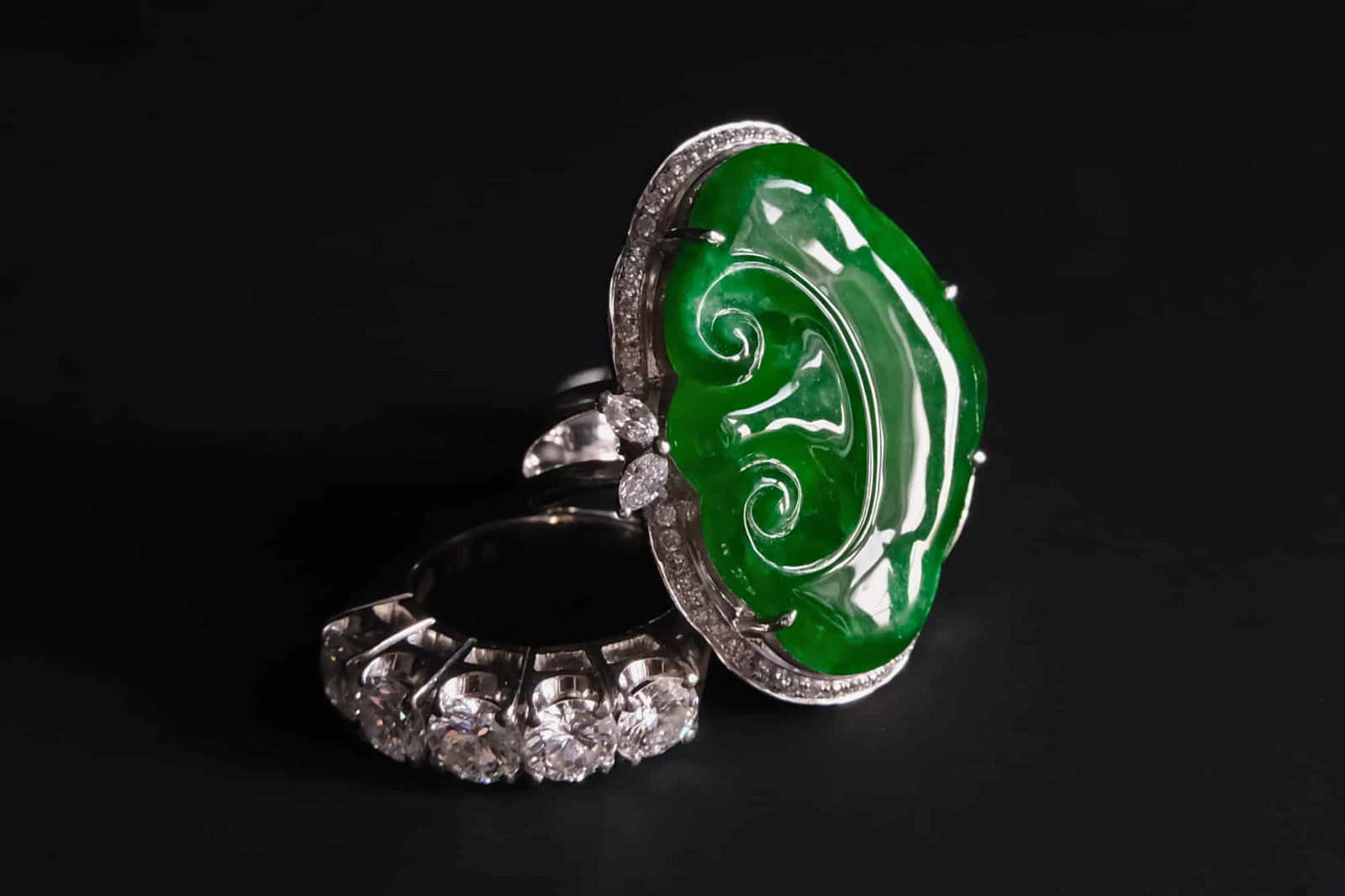 Imperial Green Jade Ring, imperial green jadeite, imperial green jadeite for sale, old mine jadeite, 老坑, 老坑翡翠, jade pendant singapore, fine jade jewelry hong kong, Gem Gardener
