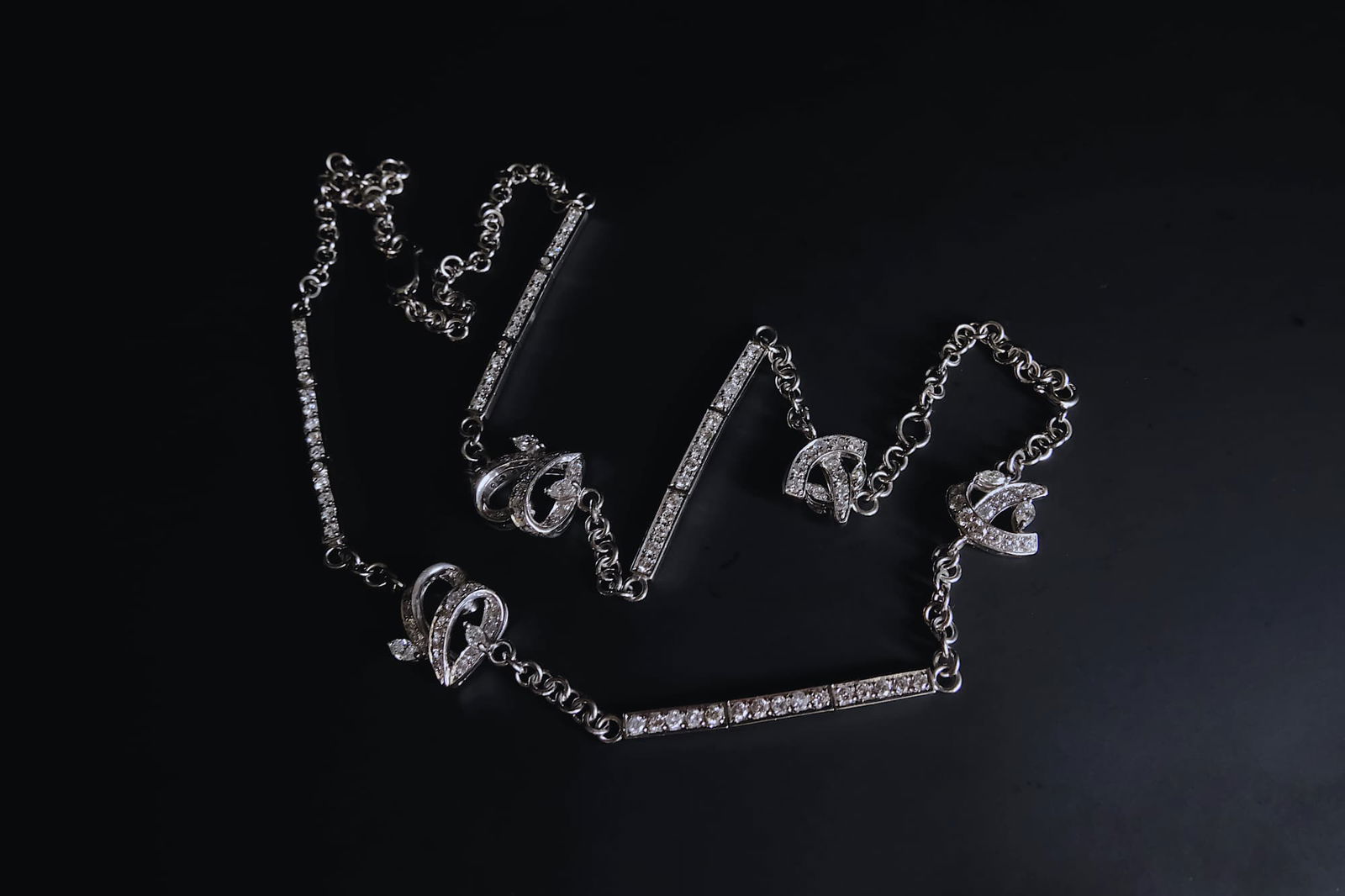 long diamond chain necklace, long diamond necklace white gold, long chain pendant necklace, long opera necklace, long chain statement necklace, necklaces large pendants, statement necklace singapore, long necklace singapore, diamond necklace singapore, Gem Gardener