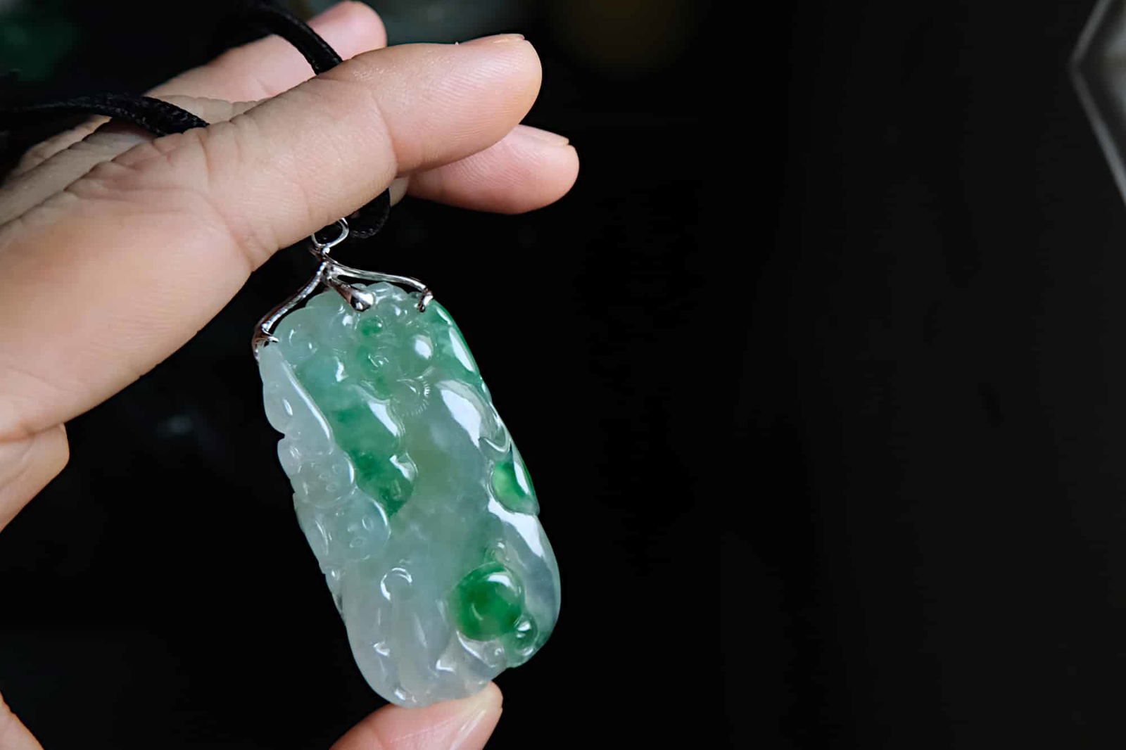 carved jade pendant, translucent jade pendant, carved jade pendants for sale, jade pendant singapore, fine jade jewelry hong kong, green jadeite carved pendant, Gem Gardener
