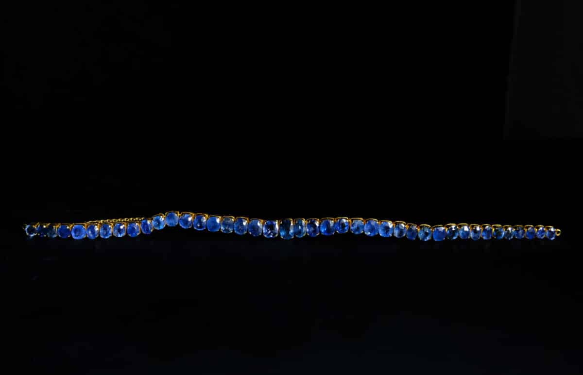Burmese Sapphire Necklace, blue sapphire necklace gold, unheated blue sapphire, sapphire necklace singapore, burma sapphire no heat, burmese necklace, blue sapphire jewellery sets, Gem Gardener