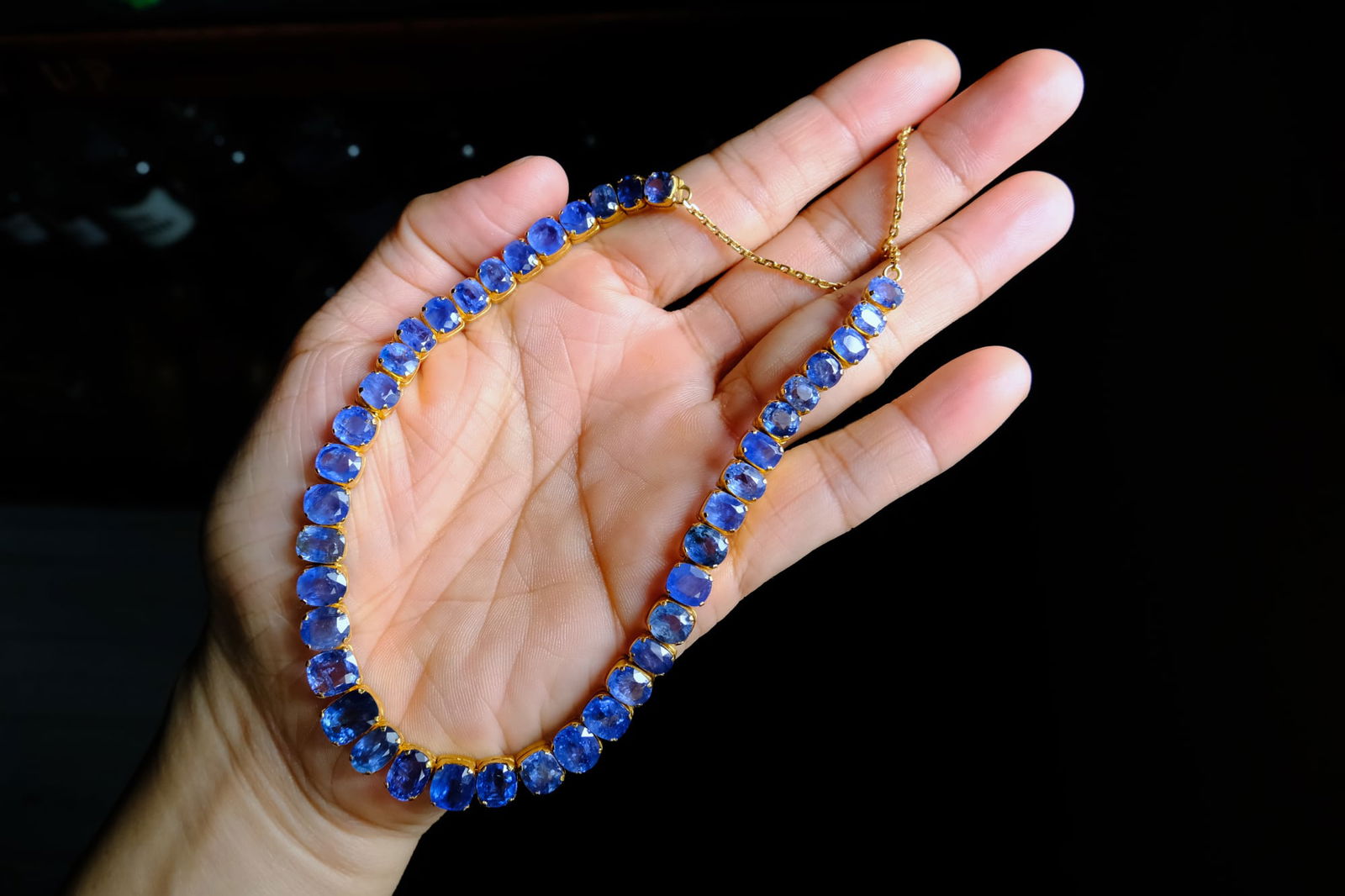 Burmese Sapphire Necklace, blue sapphire necklace gold, unheated blue sapphire, sapphire necklace singapore, burma sapphire no heat, burmese necklace, blue sapphire jewellery sets, Gem Gardener