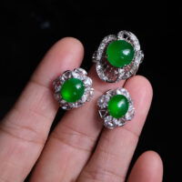 Glassy Jadeite, 翡翠, 玻璃种, jade stud earrings singapore, ice jade earrings, icy green jade, icy green jadeite, green jadeite stud earrings, jade jewellery singapore, Gem Gardener