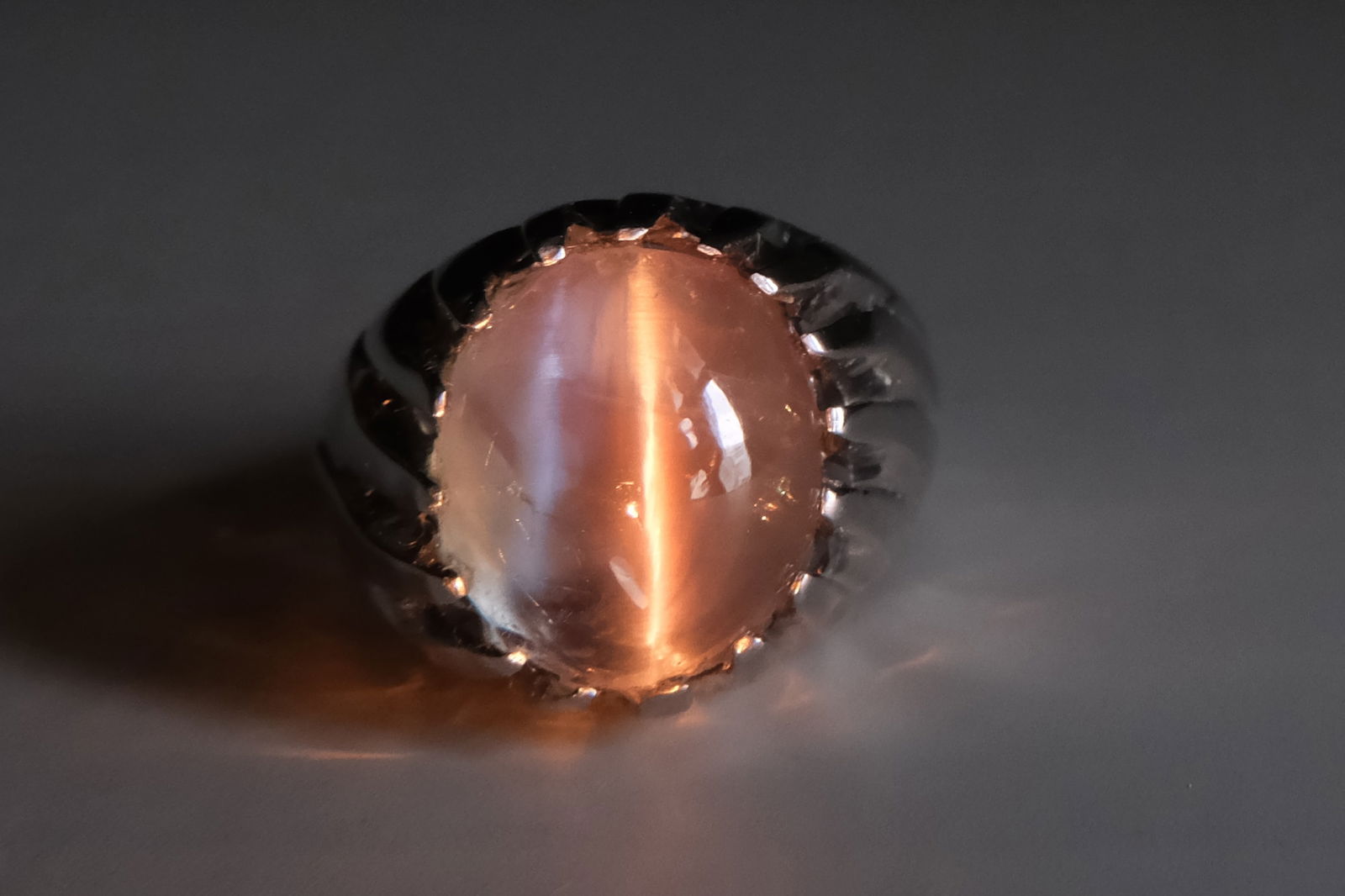 Alexandrite Cat's Eye Ring, cat's eye alexandrite price, alexandrite cat's eye stone, cat eye stone singapore, cat eye stone ring for men, vintage cats eye mens ring, blue cat's eye stone, alexandrite chrysoberyl cat eye, Gem Gardener