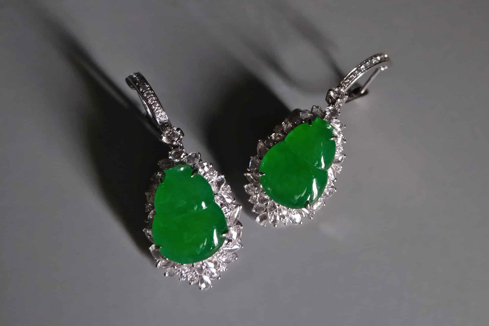 Gourd Jade Earrings, 葫芦耳环, jade earrings singapore, jade jewellery singapore, jadeite earrings singapore, jade drop earrings white gold, drop earrings singapore, green jade drop earrings gold, Gem Gardener