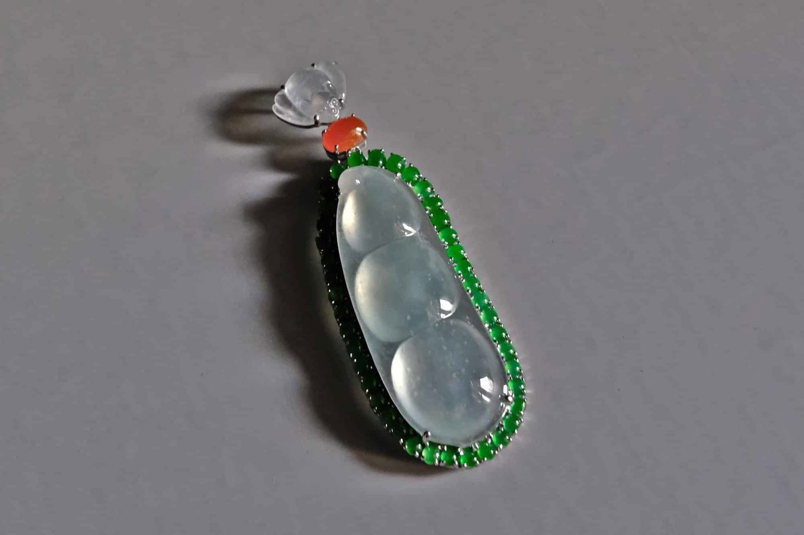 icy jade pendant, white jade pendant, jade pea pod, icy jadeite pendant, glass jadeite burma, fine jade jewelry hong kong, white jade singapore, jade jewellery singapore, Gem Gardener