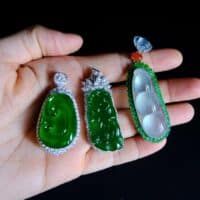 jadeite jade pendant, guatemalan jade pendant, guatemala jade jewelry, jade pendant singapore, high quality jade pendant, green jadeite jade price, guatemala green jade, imperial green jade pendant, fine jade jewelry hong kong, jade jewellery singapore, Gem Gardener