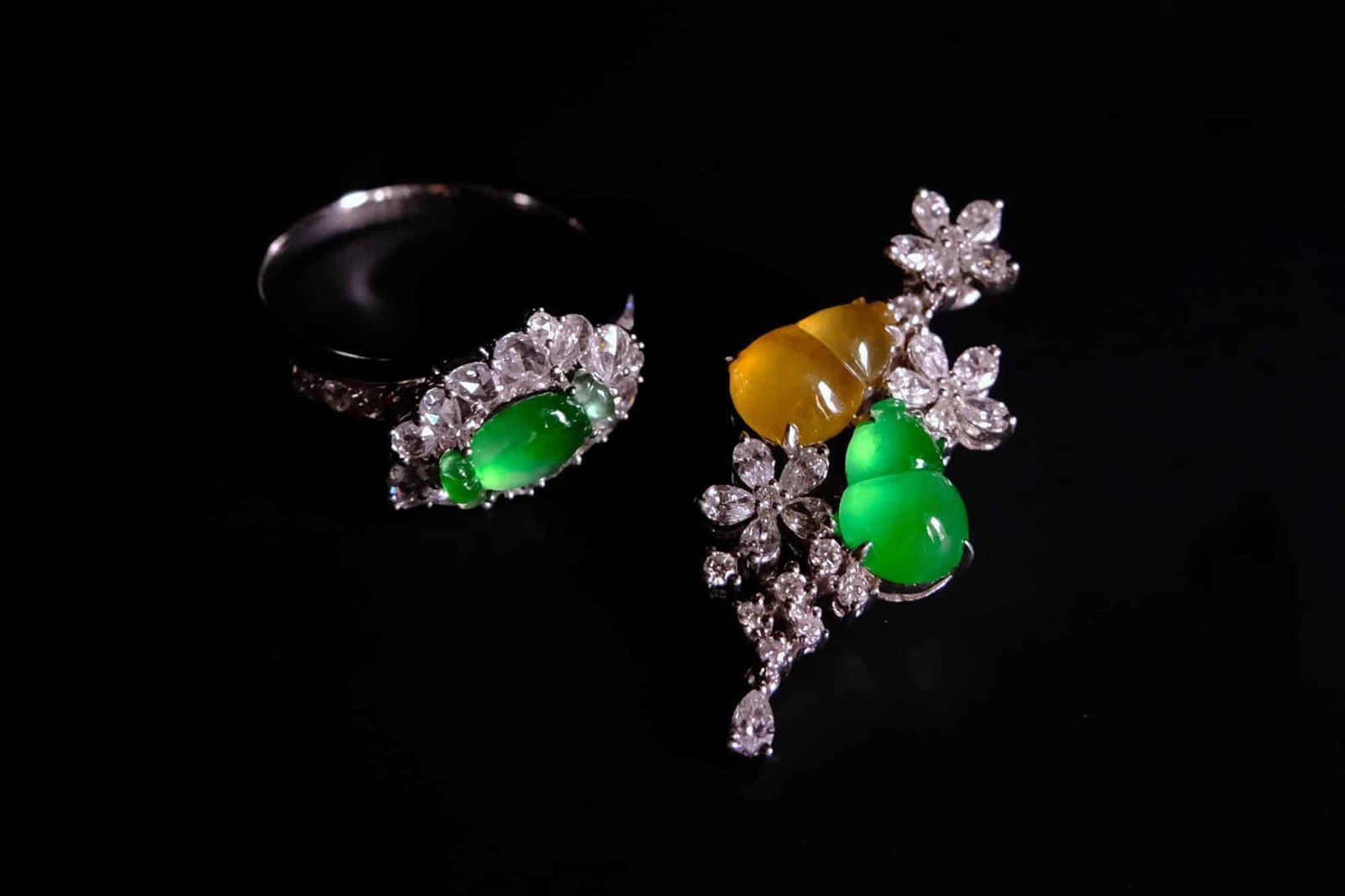 玻璃种, glassy jadeite, glass jadeite burma, icy green jade pendant, icy jade ring, ice jade jewelry for sale, 冰种翡翠, jade jewellery singapore, Gem Gardener